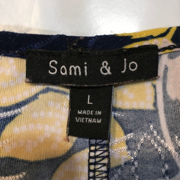 Sami & Jo Dark Floral Pleated Tunic Top Women L Navy Yellow Casual Mature Office - Picture 8 of 11